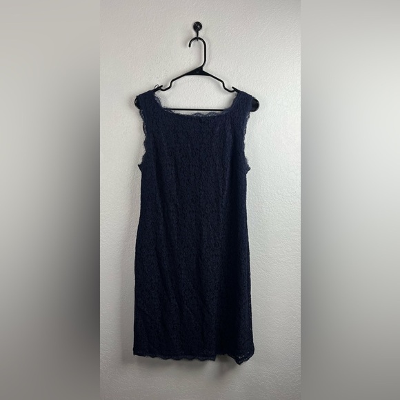 Adrianna Papell Dresses & Skirts - Adrianna Papell Women Navy Laced Sleeveless Shift Cocktail Mini Dress Size US 14